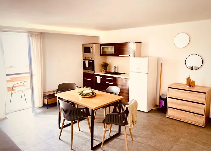 Apartment Nicol